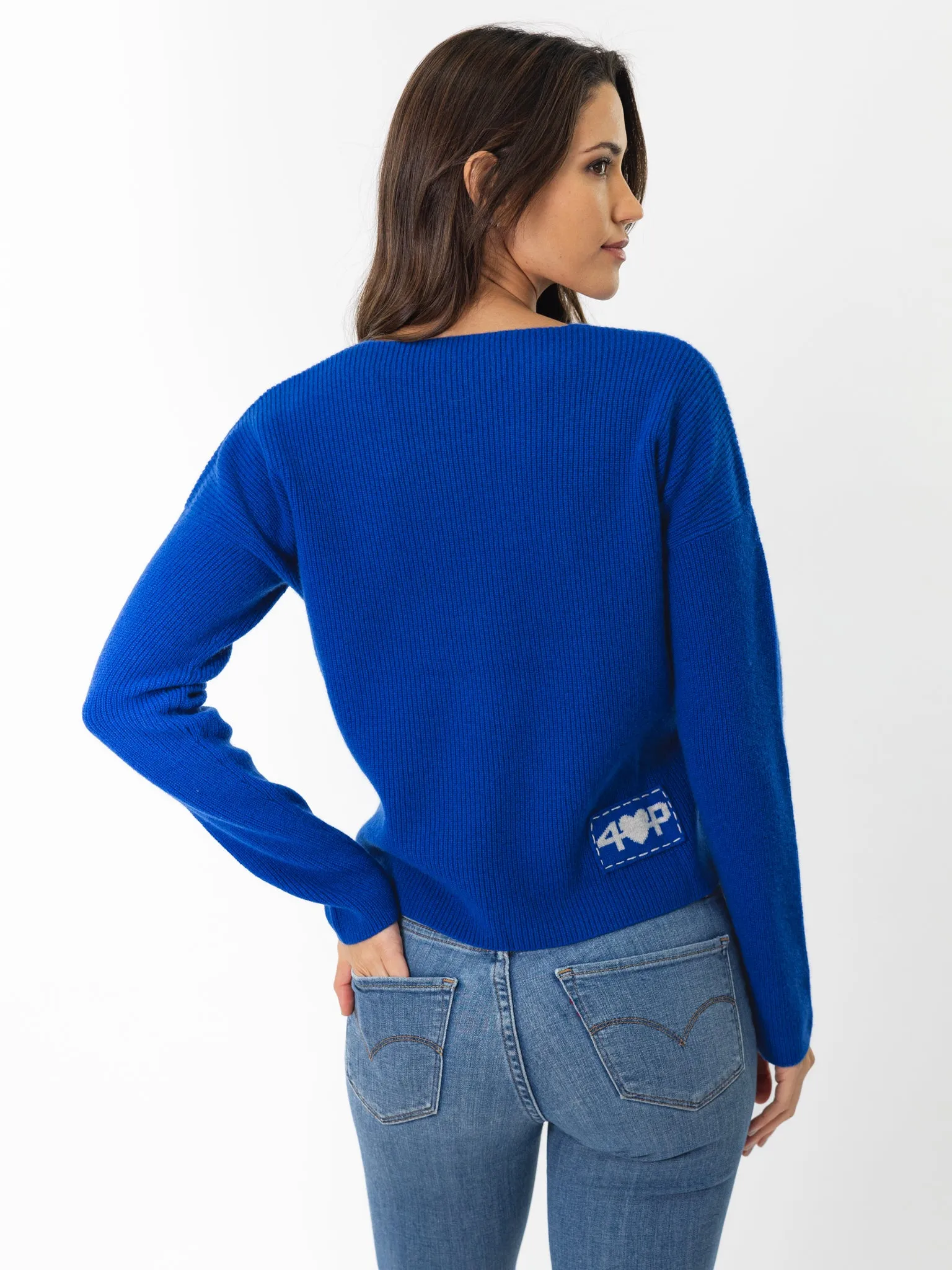 CANGGU V NECK SWEATER